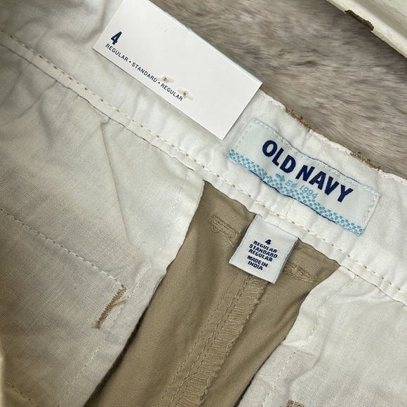 Old Navy•khaki•Shorts - Picture 8 of 10